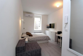 Отель Apartments Simple Teslina, Загреб